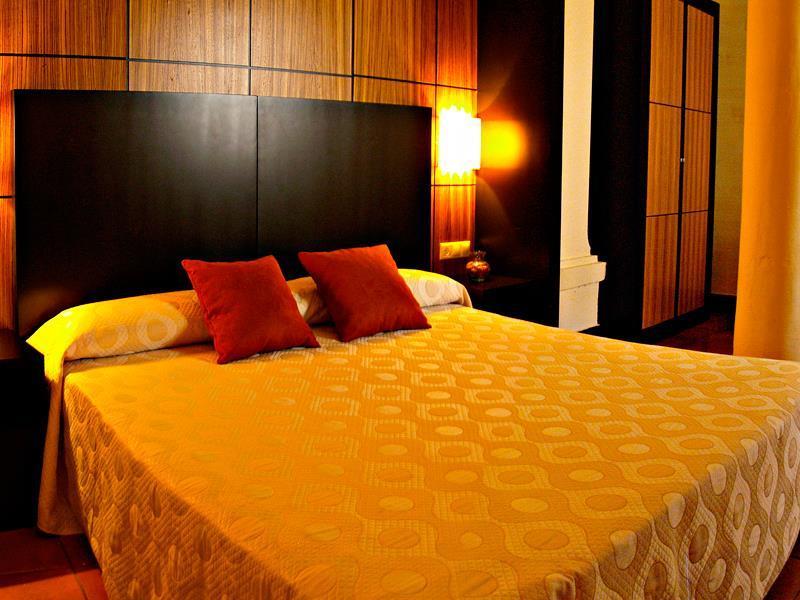 Rosaleda Don Pedro 4*