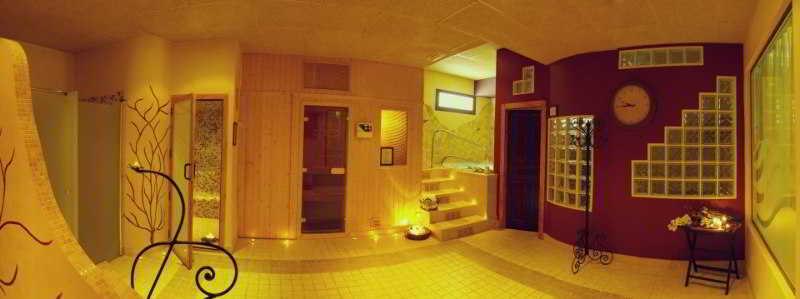 Rosaleda Don Pedro 4*