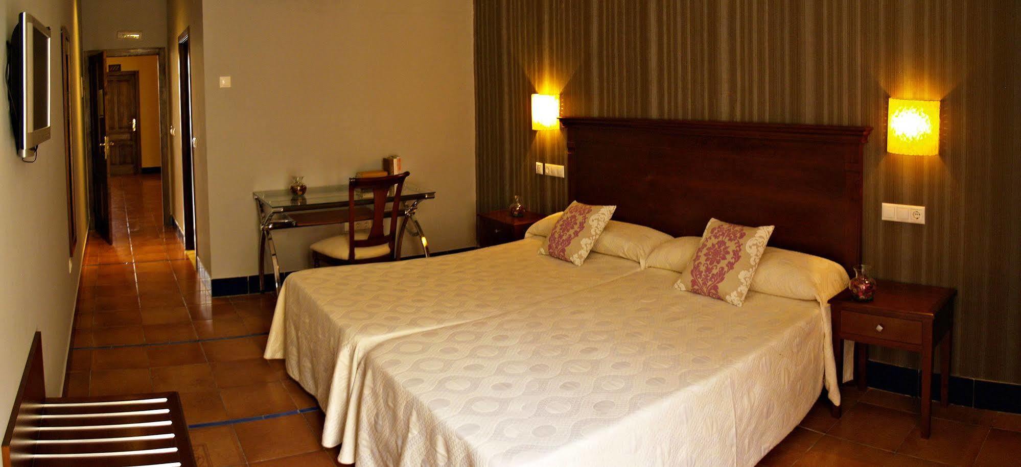 Hotel Rosaleda Don Pedro